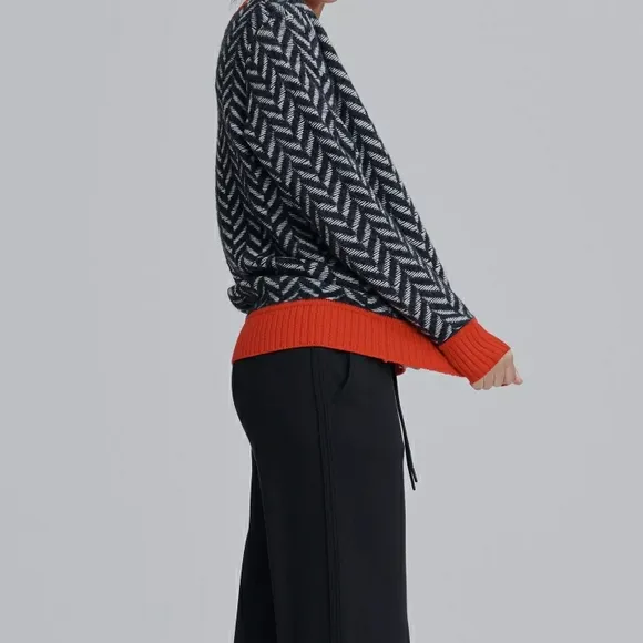 Chevron V-Neck Sweater - Black and Red