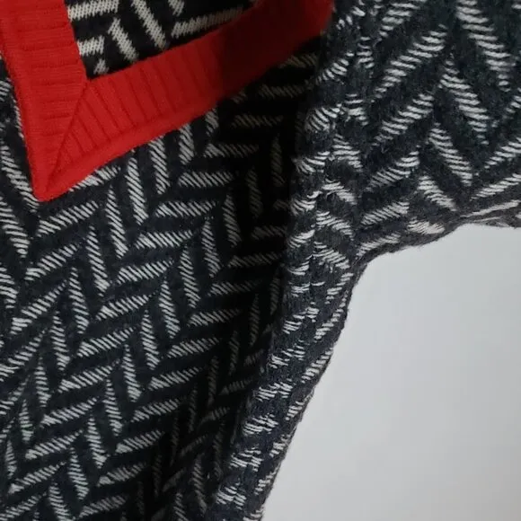 Chevron V-Neck Sweater - Black and Red