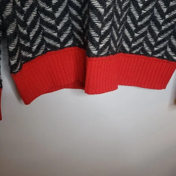 Chevron V-Neck Sweater - Black and Red