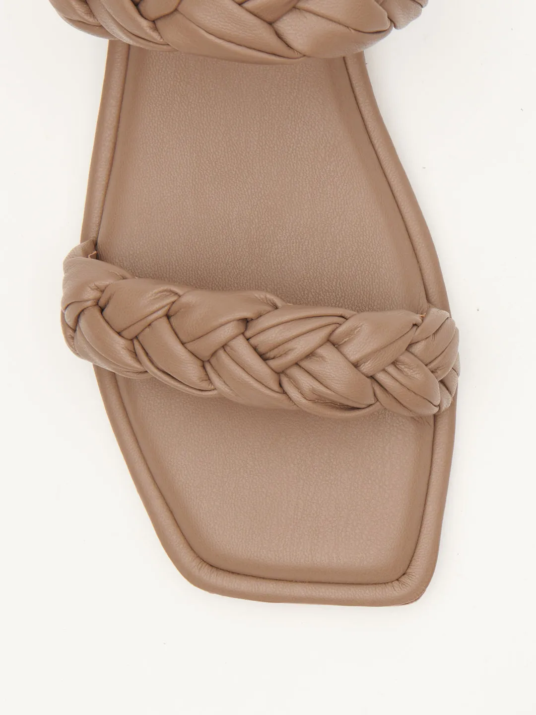 CLASSIC WOVEN FLATS