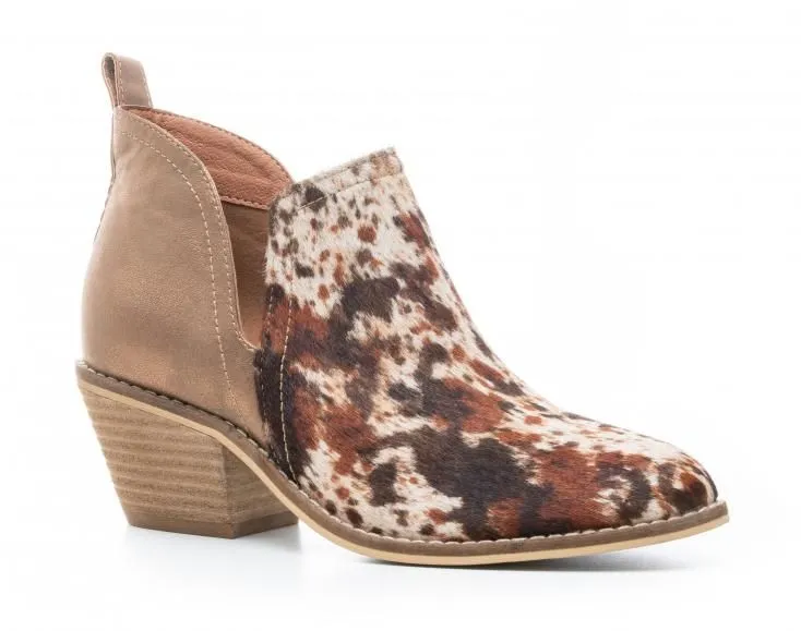 ﻿CORKYS LIMITLESS COW BOOTIES BOOTS