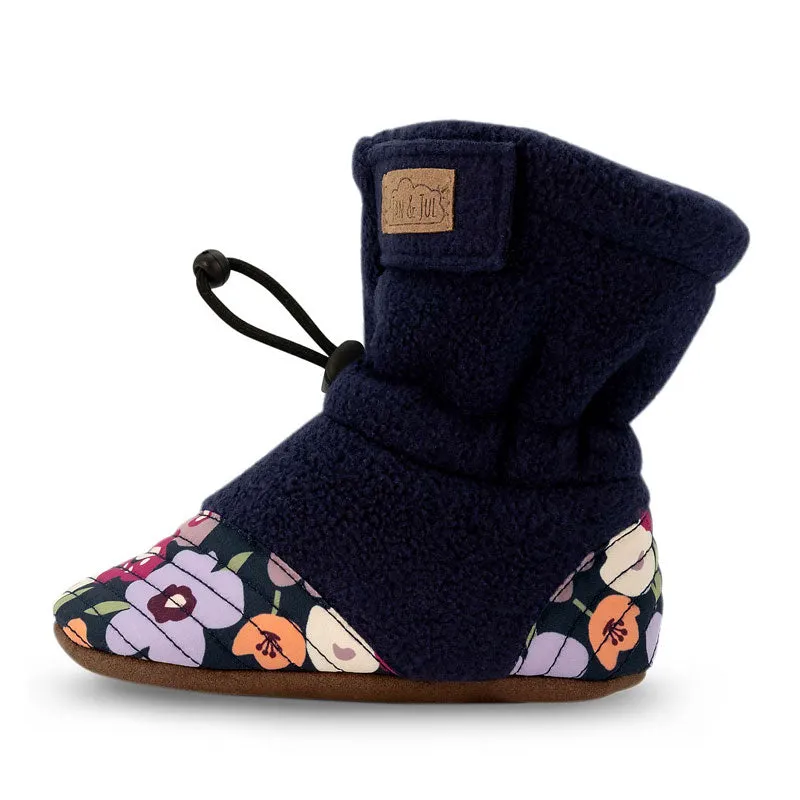 Jan & Jul Stay-Put Cozy Booties - Winter Flowers