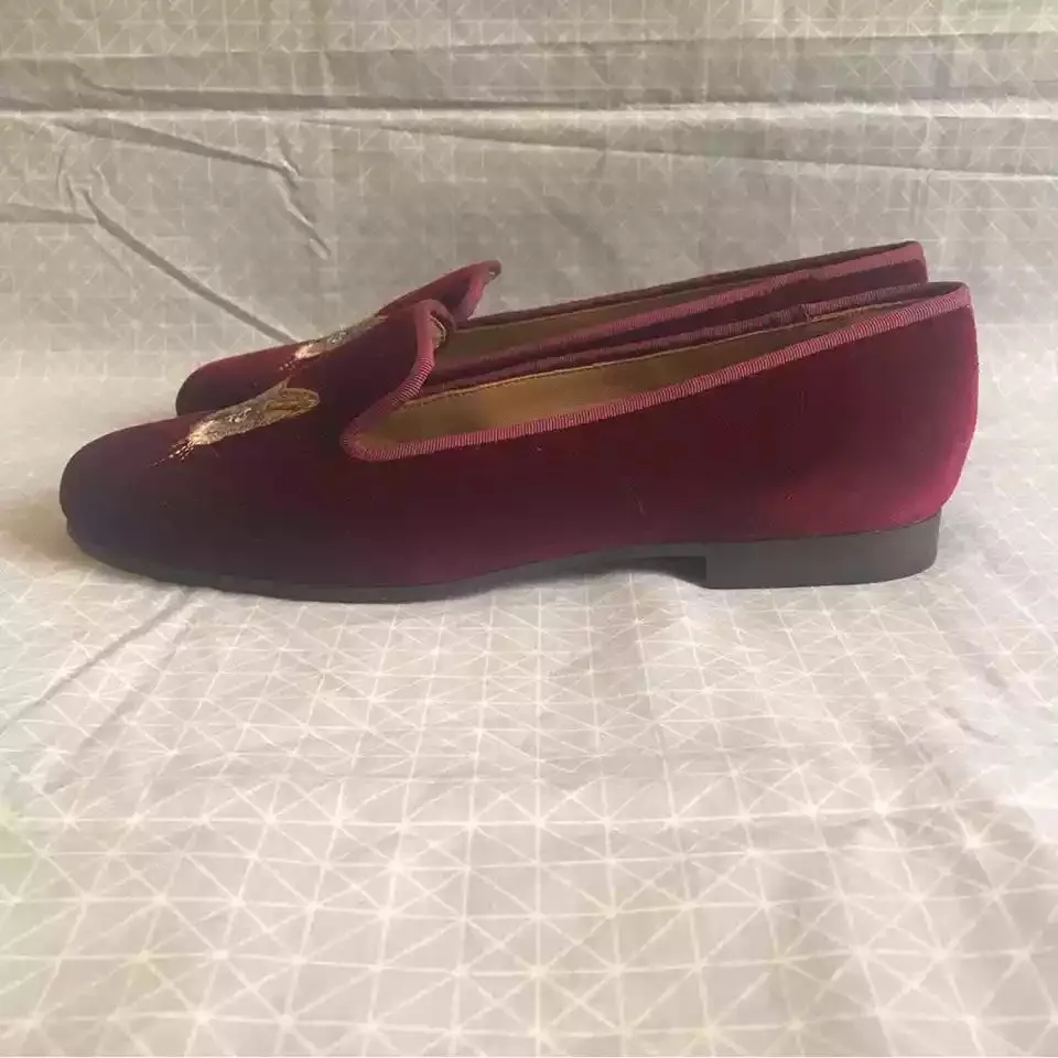 NEW Journey West Women's Cat Embroidered Red Velvet Loafers – Size 10