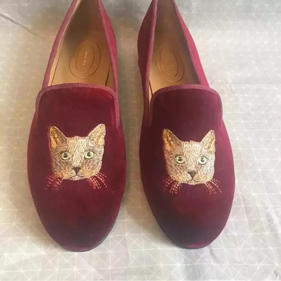 NEW Journey West Women's Cat Embroidered Red Velvet Loafers – Size 10