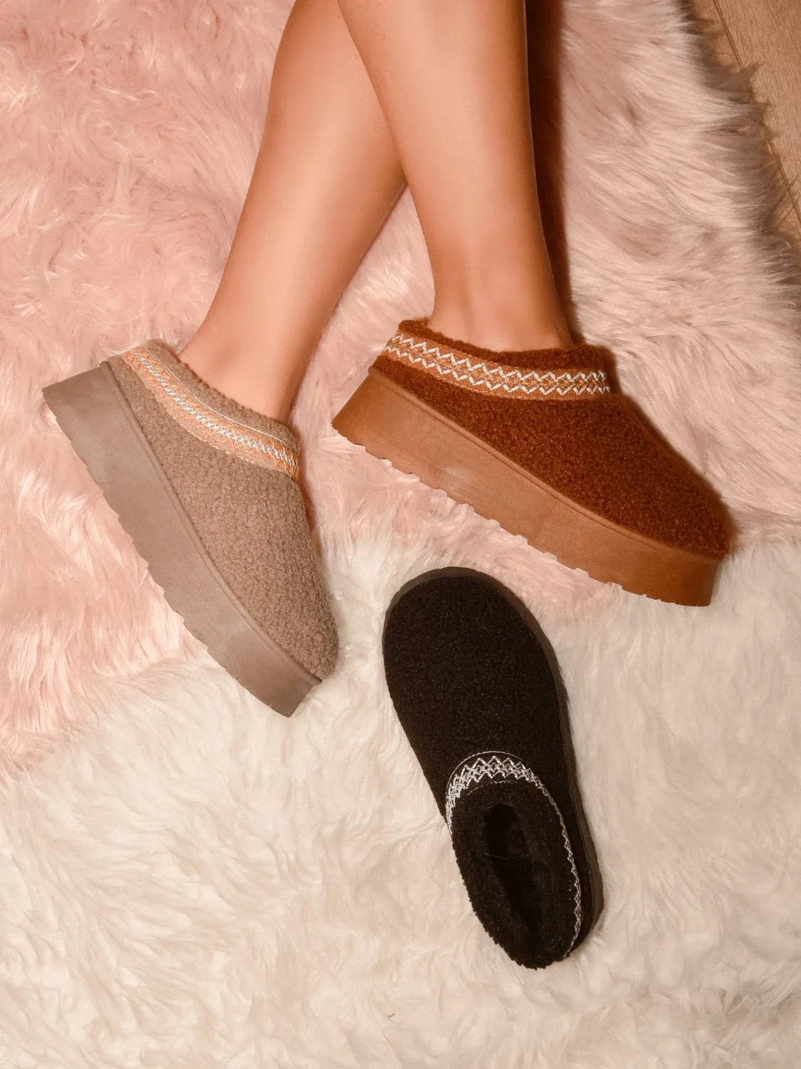 WILD DIVA PLATFORM SHERPA BOOTS