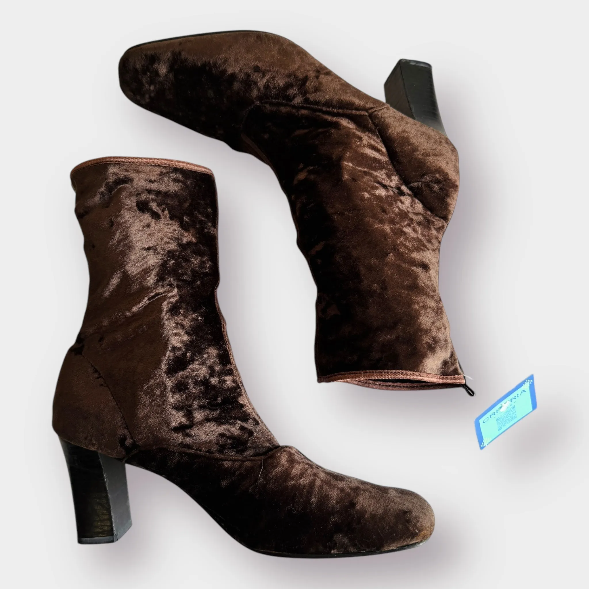 Y2K Caparros brown velvet ankle booties